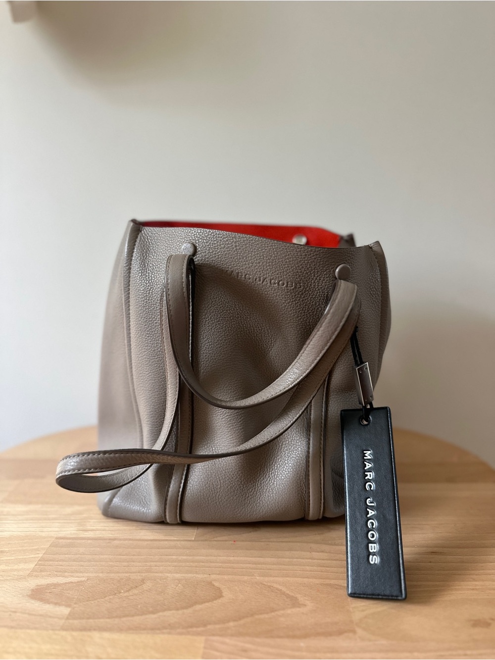 Marc Jacobs The Tag27 Leather Tote in Cement